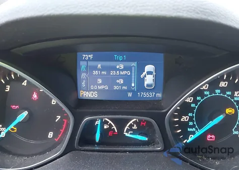 2015 Ford Escape Se z USA, uszkodzony, nr VIN 1FMCU0GXXFUB80072